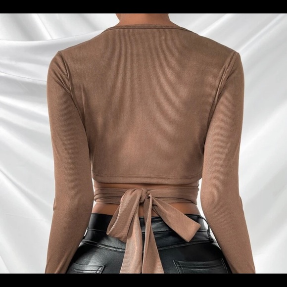 Brown crop top - Picture 4 of 5